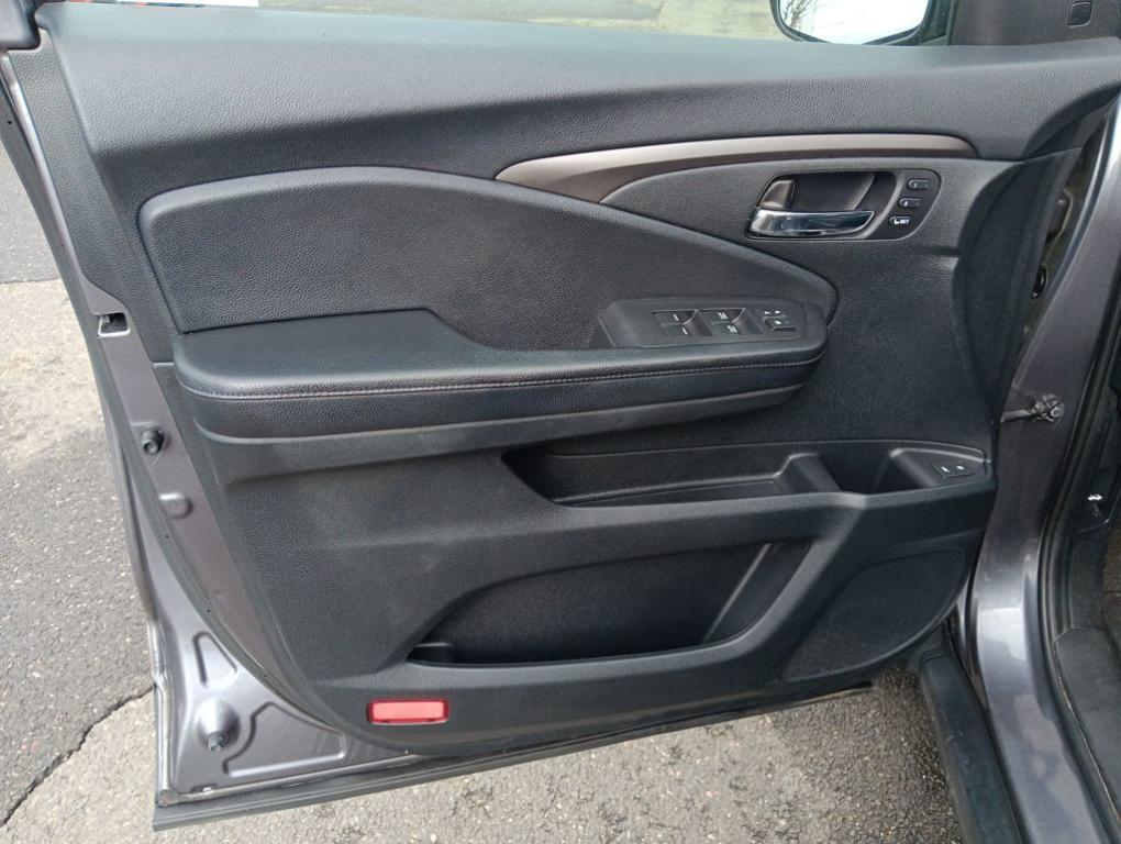 used 2019 Honda Pilot car, priced at $22,990