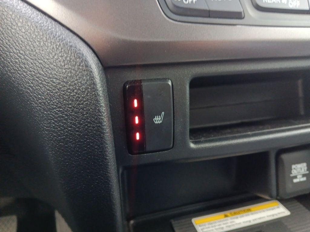 used 2022 Honda Pilot car, priced at $31,990