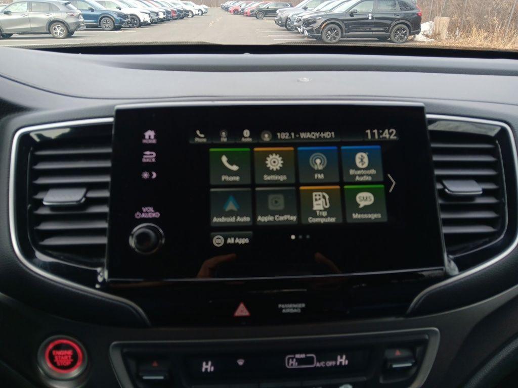 used 2022 Honda Pilot car, priced at $31,990
