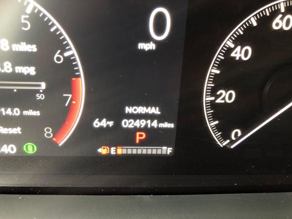 used 2023 Honda Pilot car, priced at $31,989