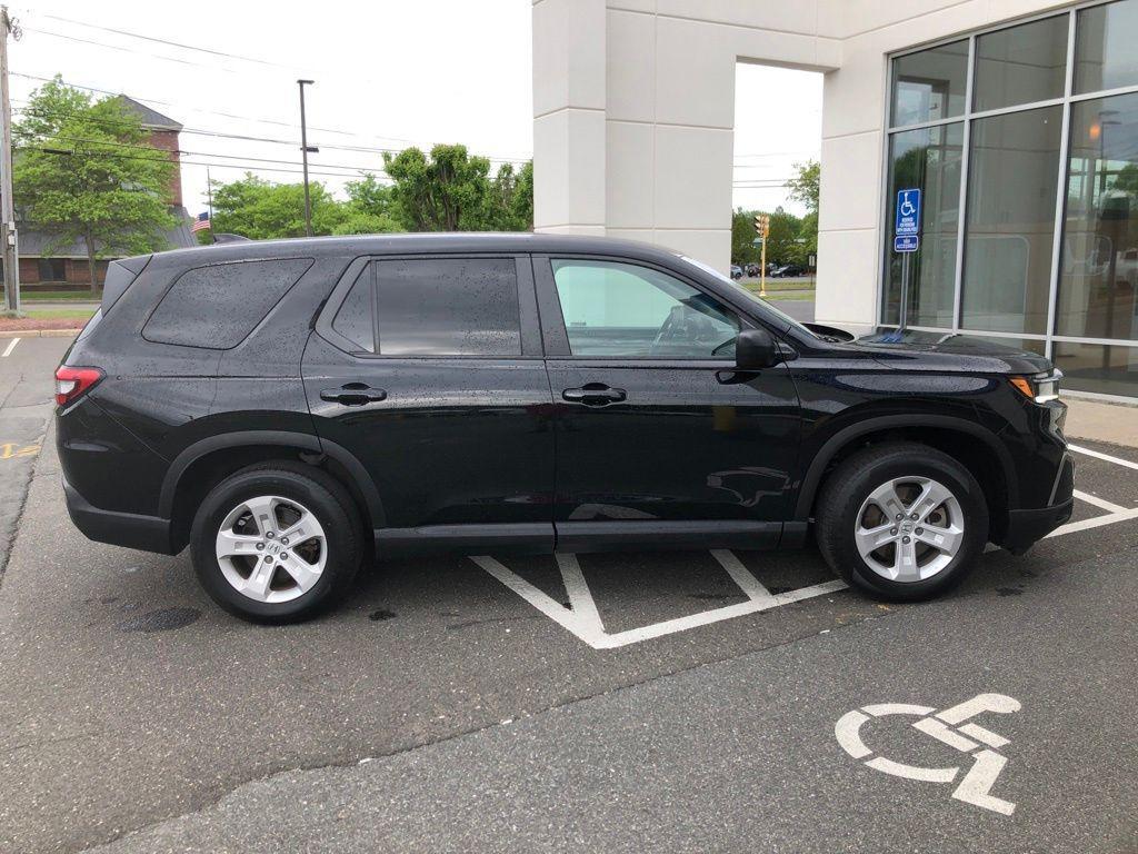 used 2023 Honda Pilot car, priced at $31,989