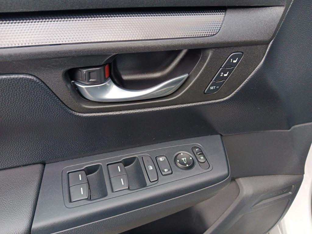 used 2024 Honda CR-V Hybrid car, priced at $29,486