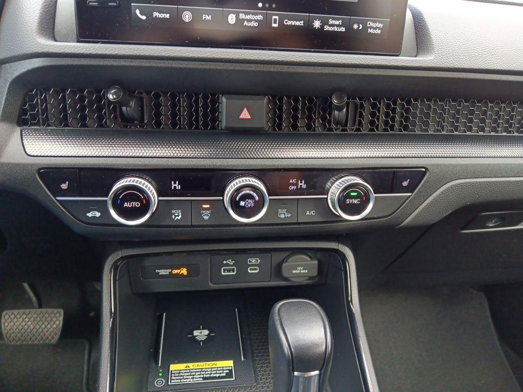 used 2024 Honda CR-V Hybrid car, priced at $29,486