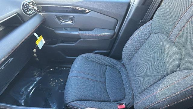 new 2025 Honda Pilot car, priced at $42,637