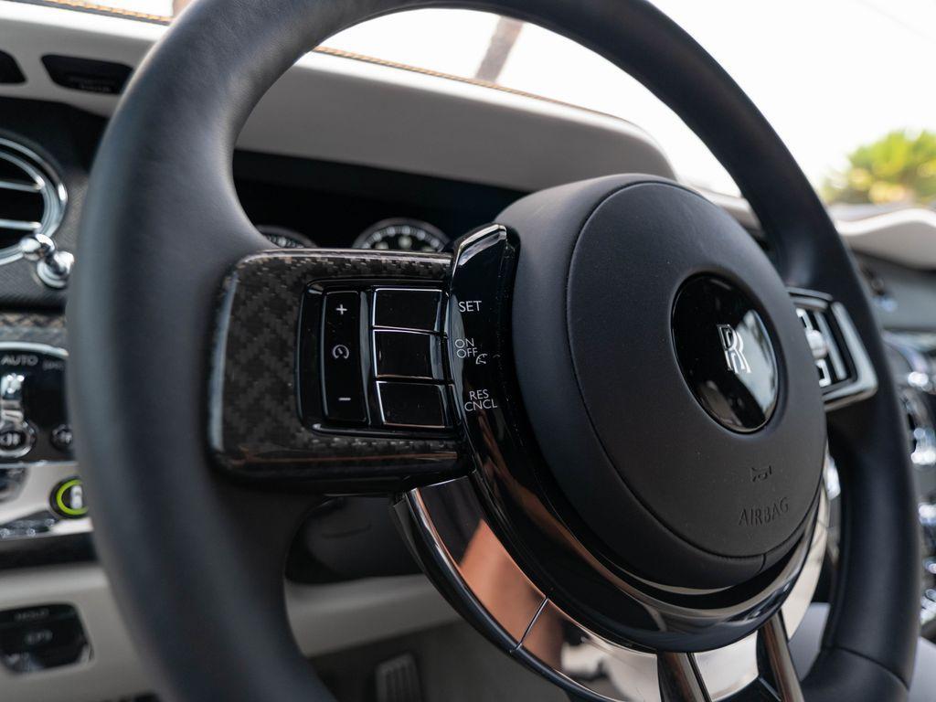 used 2022 Rolls-Royce Cullinan car, priced at $339,995