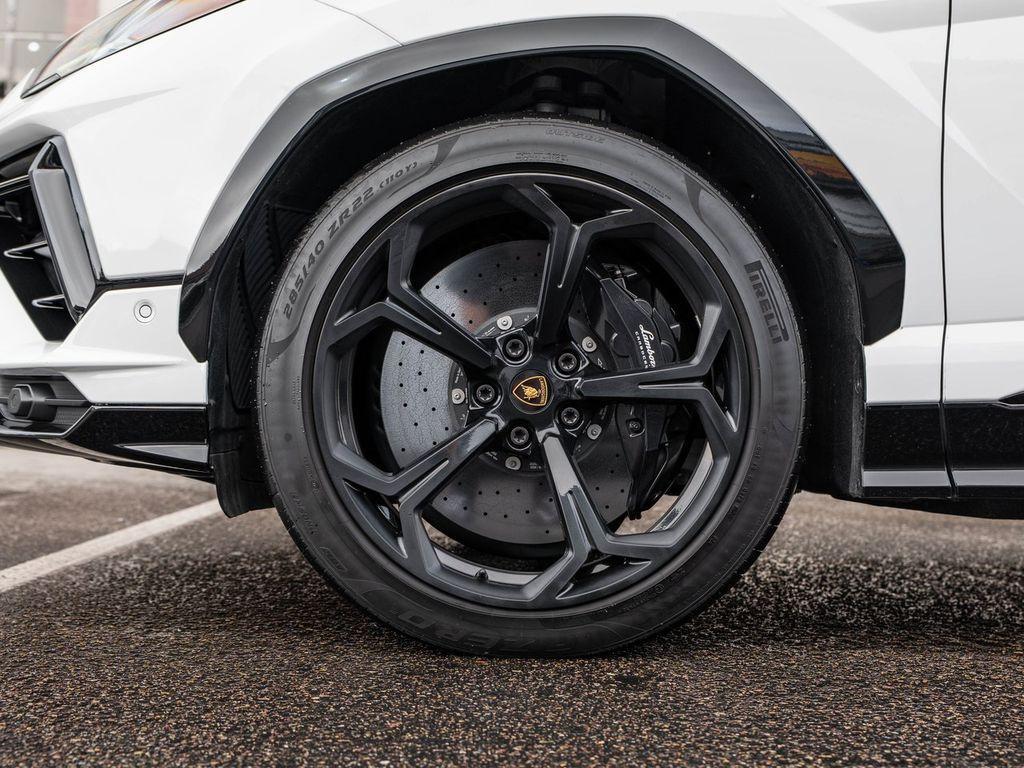used 2024 Lamborghini Urus car, priced at $257,995