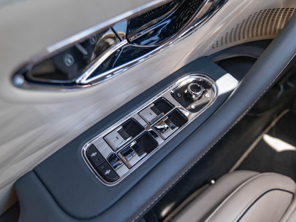 used 2020 Bentley Flying Spur car, priced at $163,995