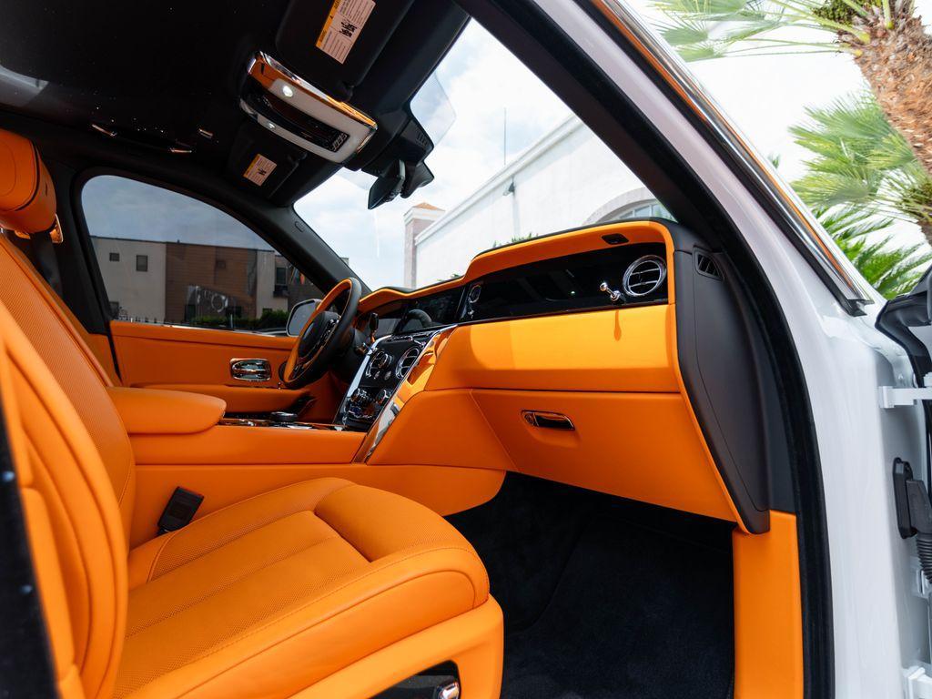 used 2025 Rolls-Royce Cullinan car, priced at $455,995