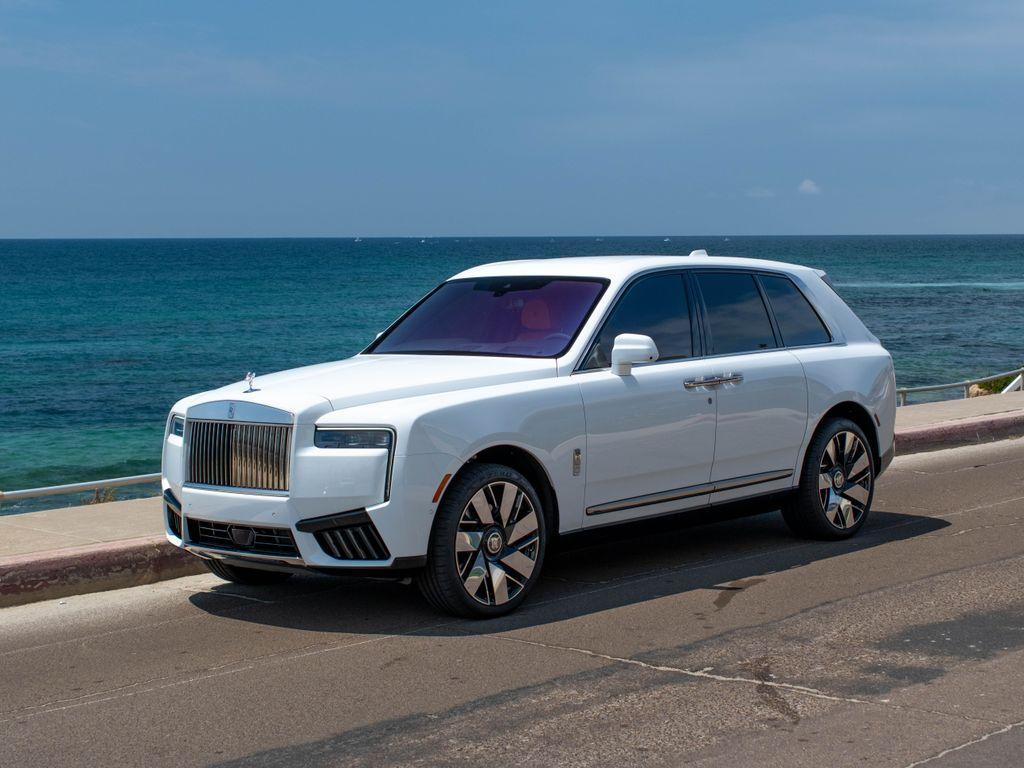 used 2025 Rolls-Royce Cullinan car, priced at $455,995