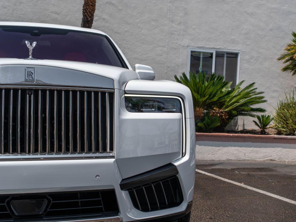 used 2025 Rolls-Royce Cullinan car, priced at $455,995