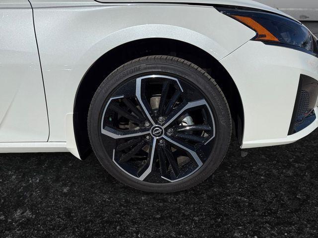new 2025 Nissan Altima car, priced at $27,226