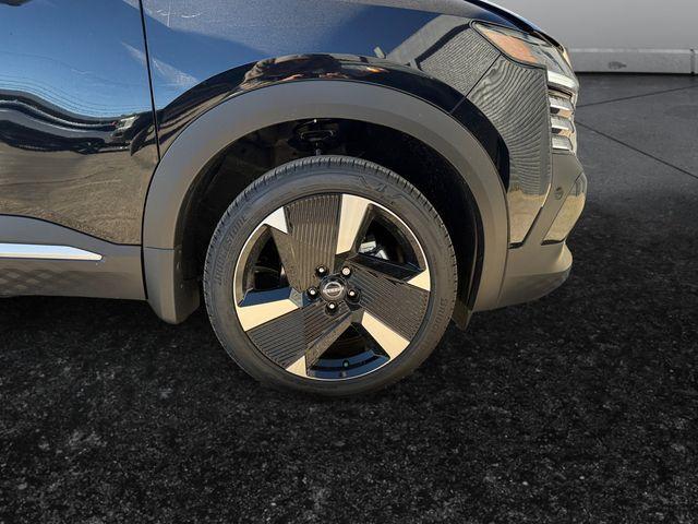 new 2026 Nissan Kicks car, priced at $30,385