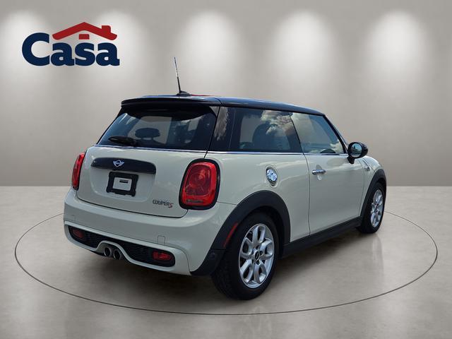 used 2018 MINI Hardtop car, priced at $18,000