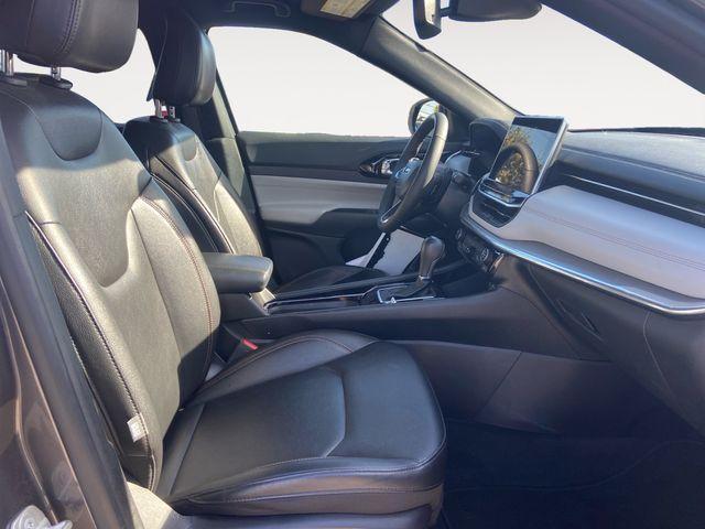 used 2024 Jeep Compass car, priced at $21,250