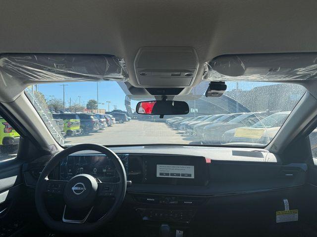 new 2025 Nissan Kicks car, priced at $27,535