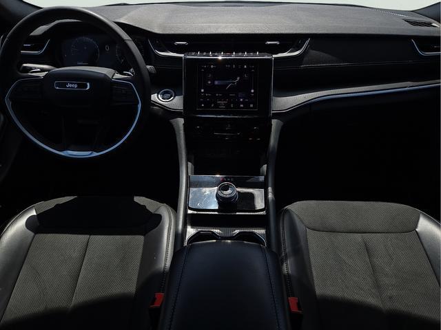 used 2025 Jeep Grand Cherokee car, priced at $37,300
