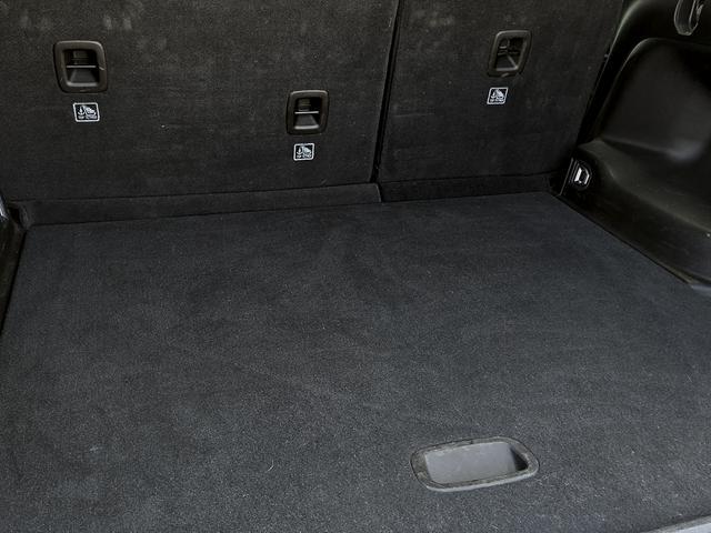 used 2025 Jeep Grand Cherokee car, priced at $37,300