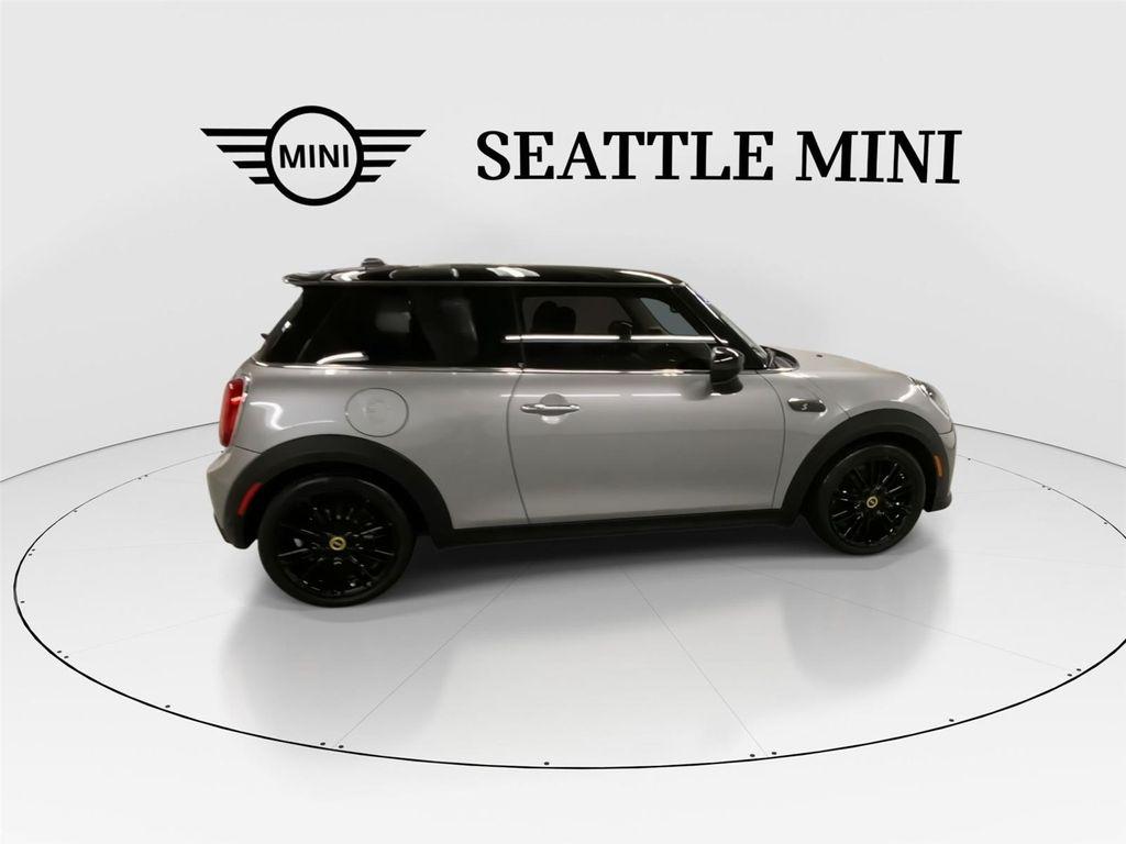 used 2024 MINI Hardtop car, priced at $24,498