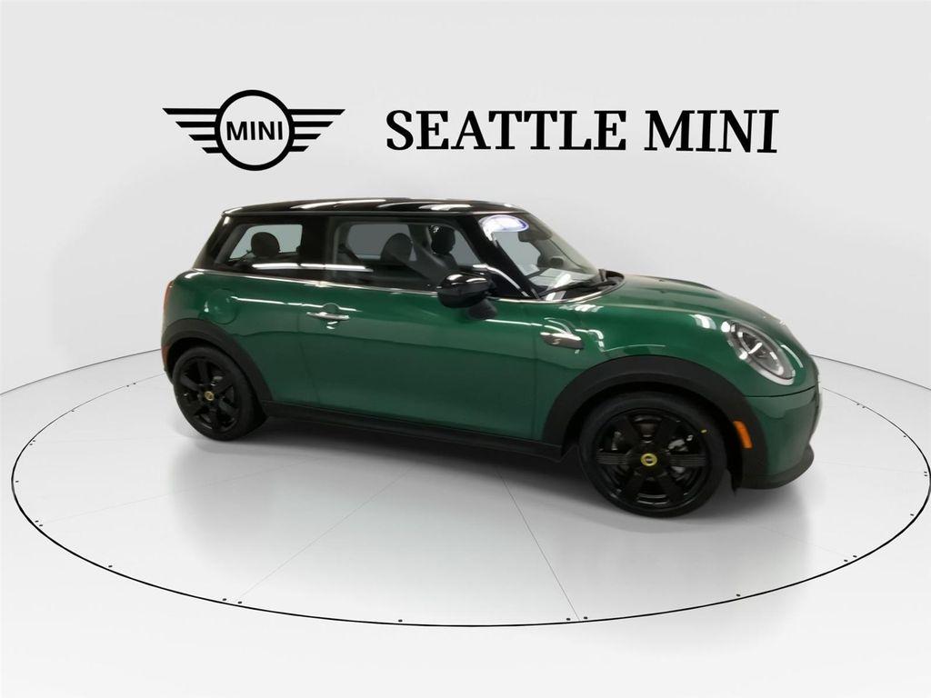 used 2024 MINI Hardtop car, priced at $27,898