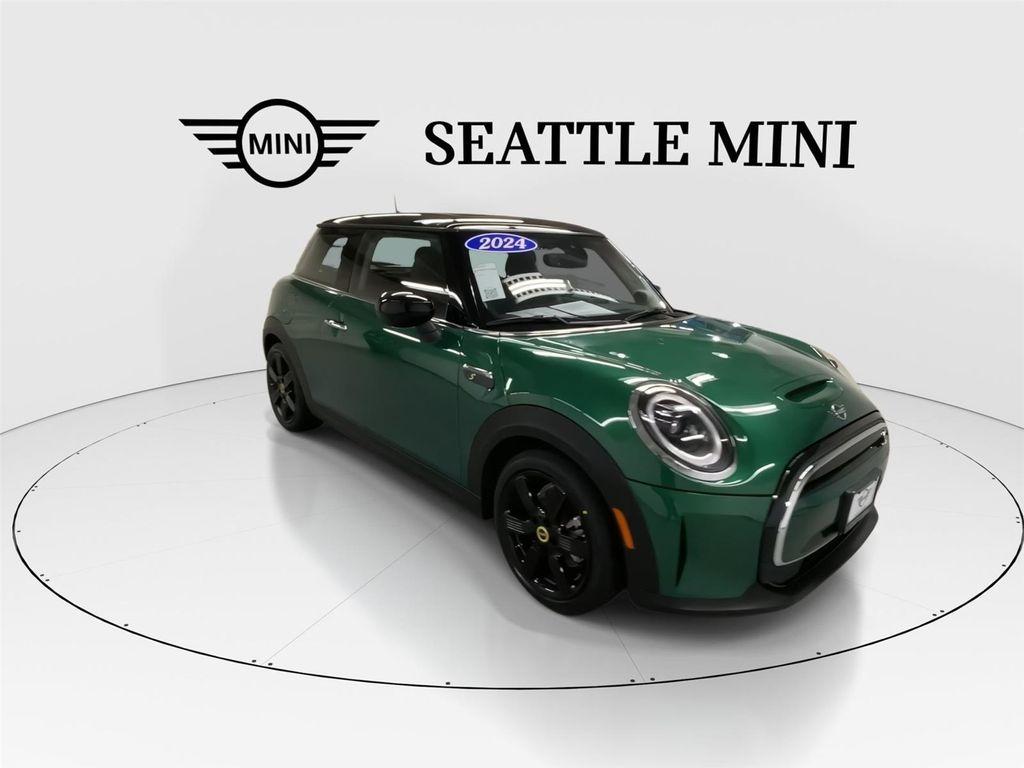 used 2024 MINI Hardtop car, priced at $27,898