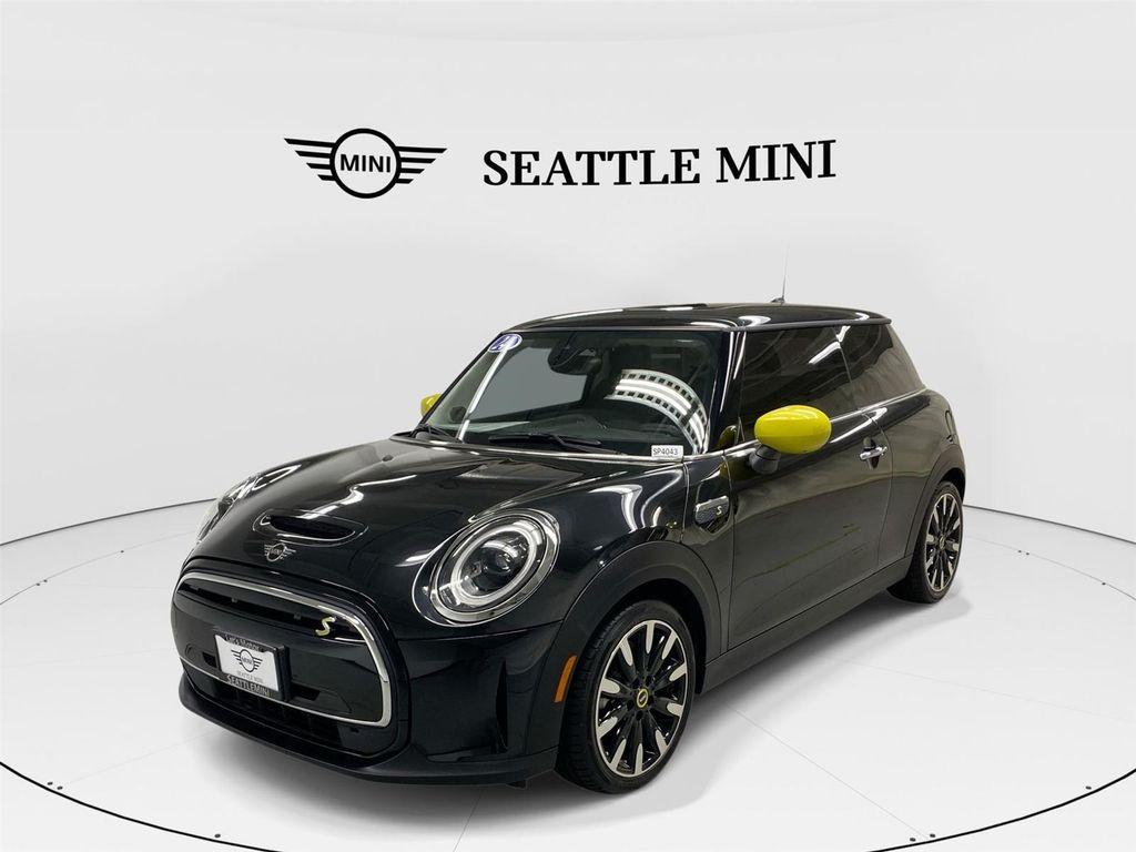 used 2024 MINI Hardtop car, priced at $21,798