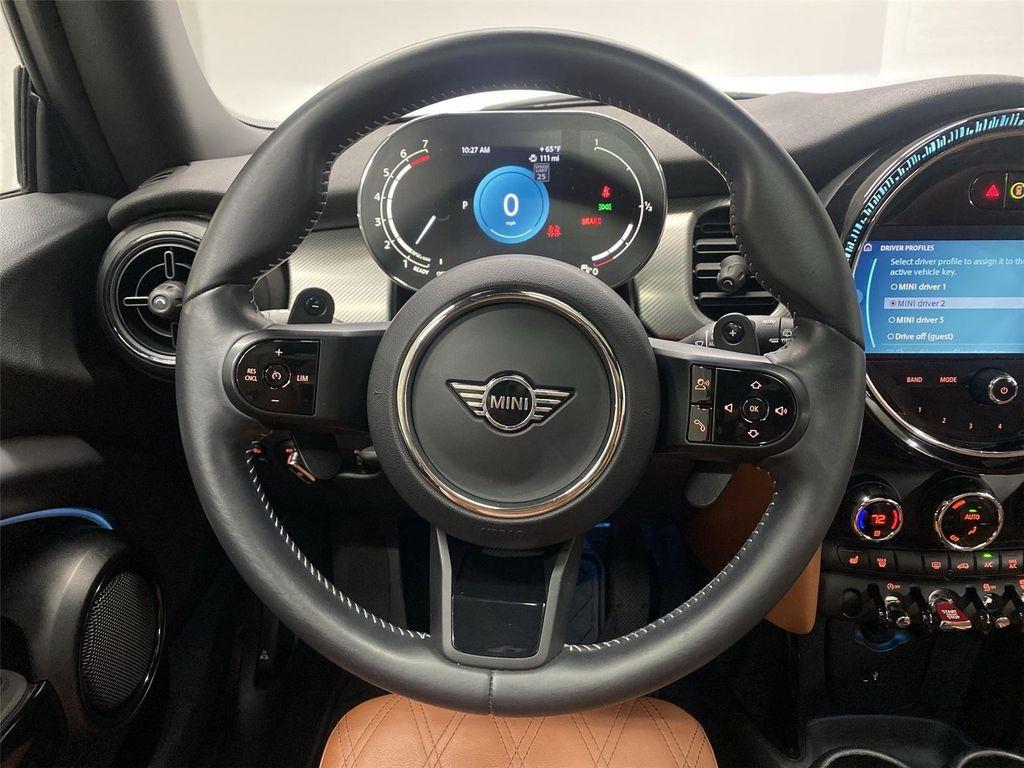 used 2022 MINI Hardtop car, priced at $22,989