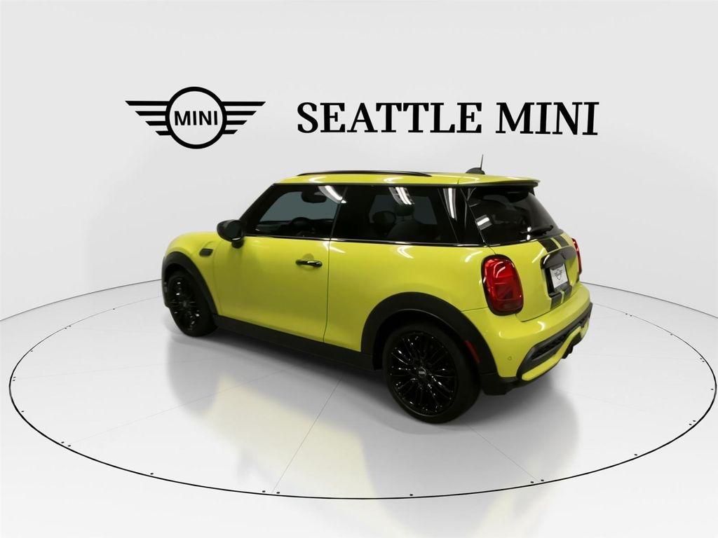 used 2024 MINI Hardtop car, priced at $28,989