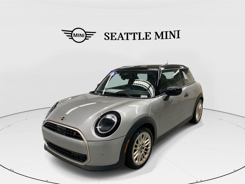 used 2025 MINI Hardtop car, priced at $30,989