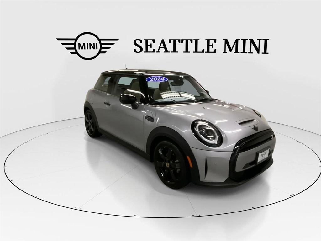 used 2024 MINI Hardtop car, priced at $24,989