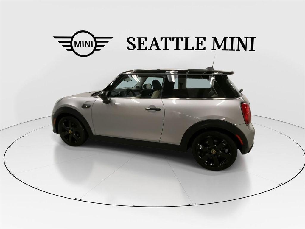 used 2024 MINI Hardtop car, priced at $24,989