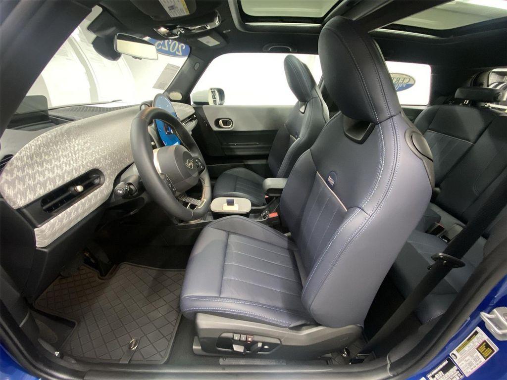 used 2025 MINI Hardtop car, priced at $32,489