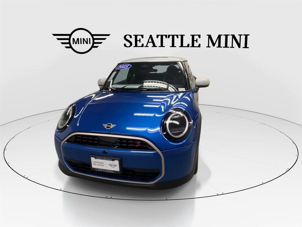 used 2025 MINI Hardtop car, priced at $32,489