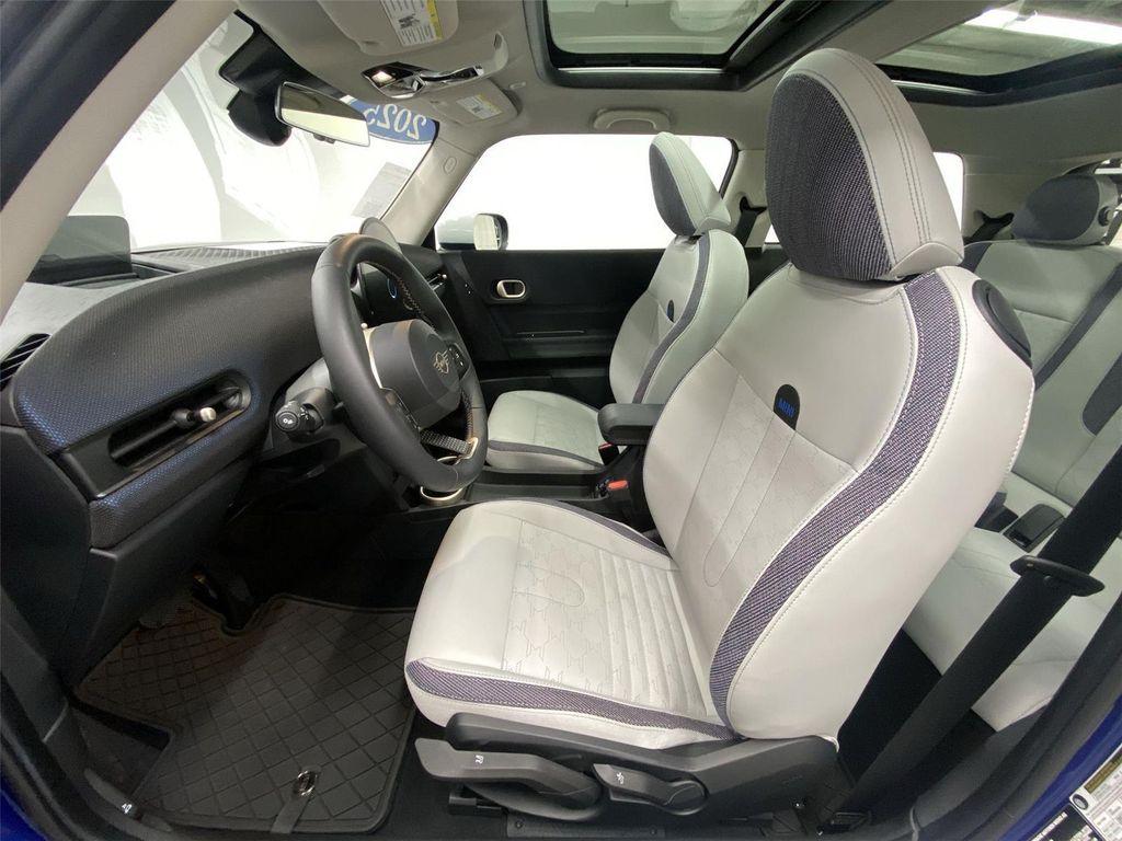 used 2025 MINI Hardtop car, priced at $31,898