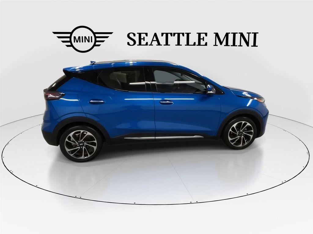 used 2022 Chevrolet Bolt EUV car, priced at $17,998