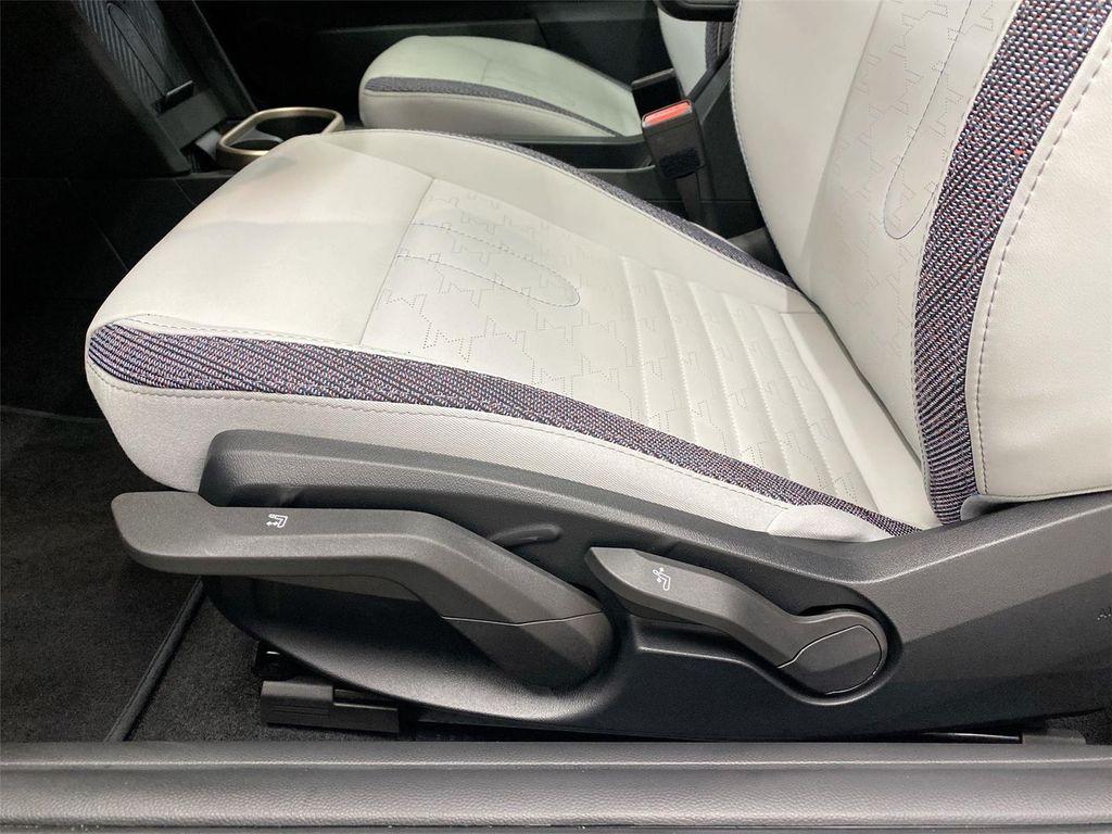 used 2025 MINI Hardtop car, priced at $31,989