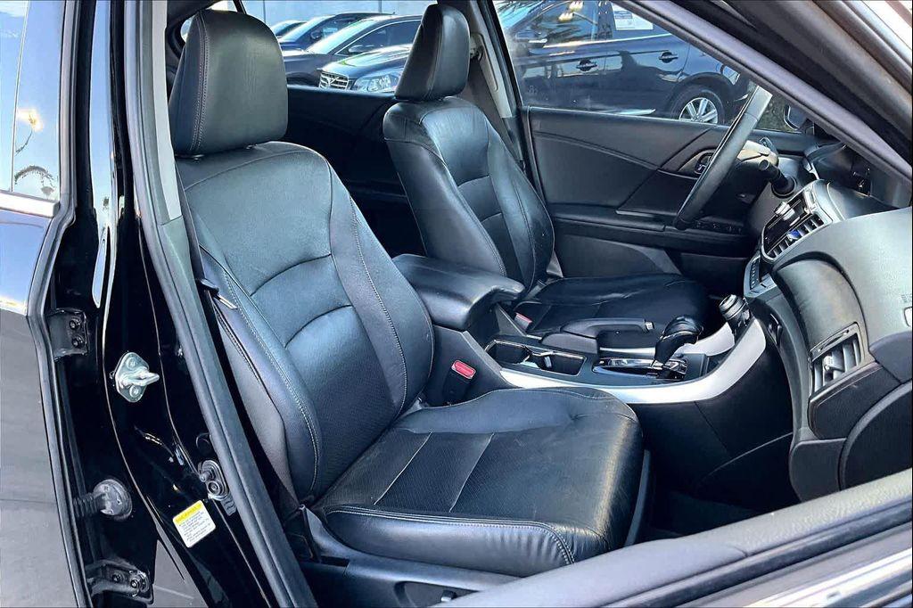 used 2015 Honda Accord Hybrid car, priced at $15,577