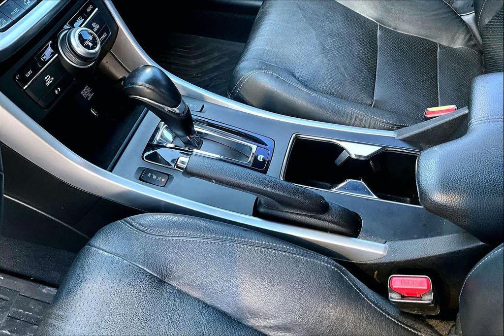 used 2015 Honda Accord Hybrid car, priced at $15,577