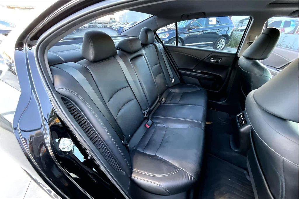 used 2015 Honda Accord Hybrid car, priced at $15,577