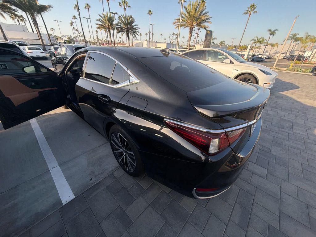 used 2024 Lexus ES 300h car, priced at $44,995