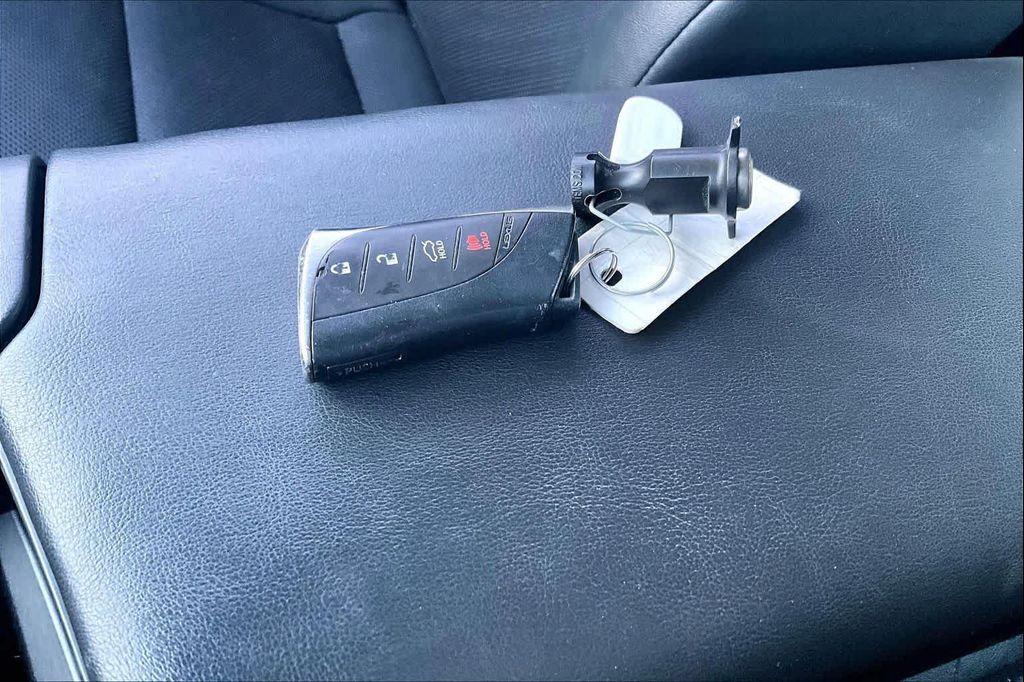 used 2019 Lexus ES 350 car, priced at $20,892