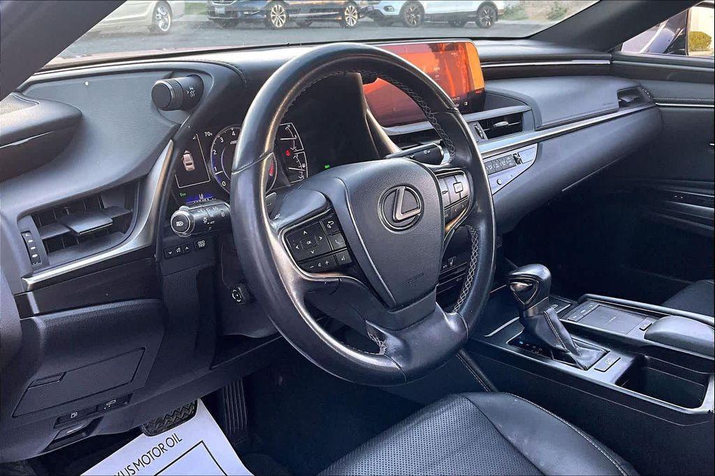 used 2019 Lexus ES 350 car, priced at $20,892