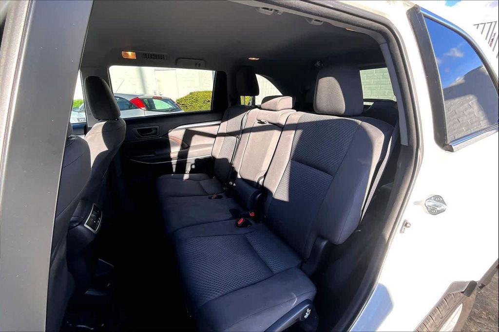 used 2016 Toyota Highlander car, priced at $15,200