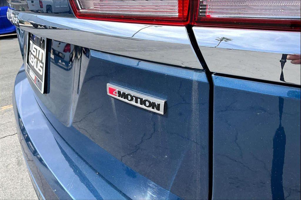 used 2022 Volkswagen Atlas car, priced at $30,400