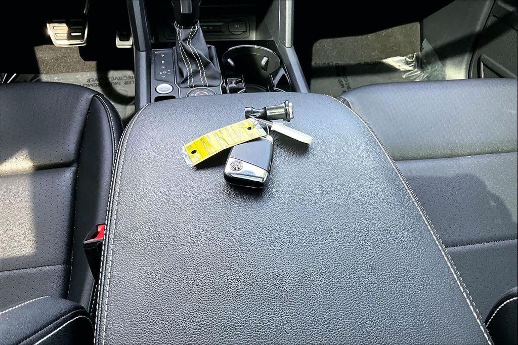 used 2022 Volkswagen Atlas car, priced at $30,400