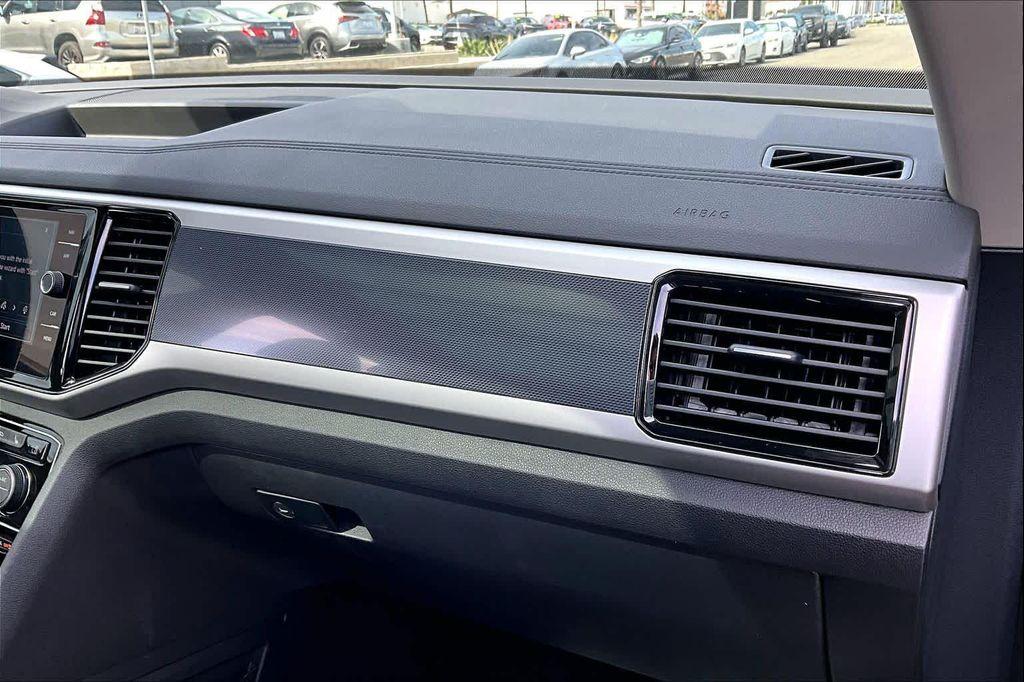 used 2022 Volkswagen Atlas car, priced at $30,400