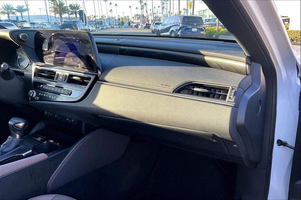 used 2024 Lexus ES 350 car, priced at $41,995