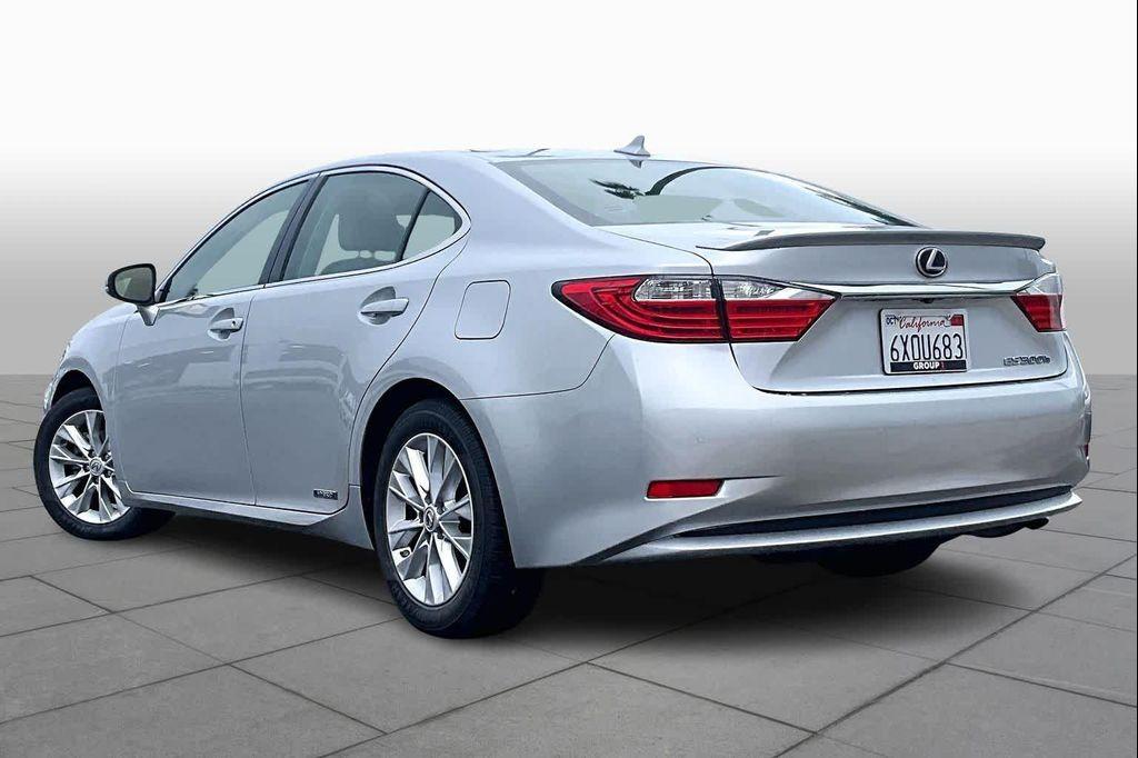 used 2013 Lexus ES 300h car, priced at $13,995