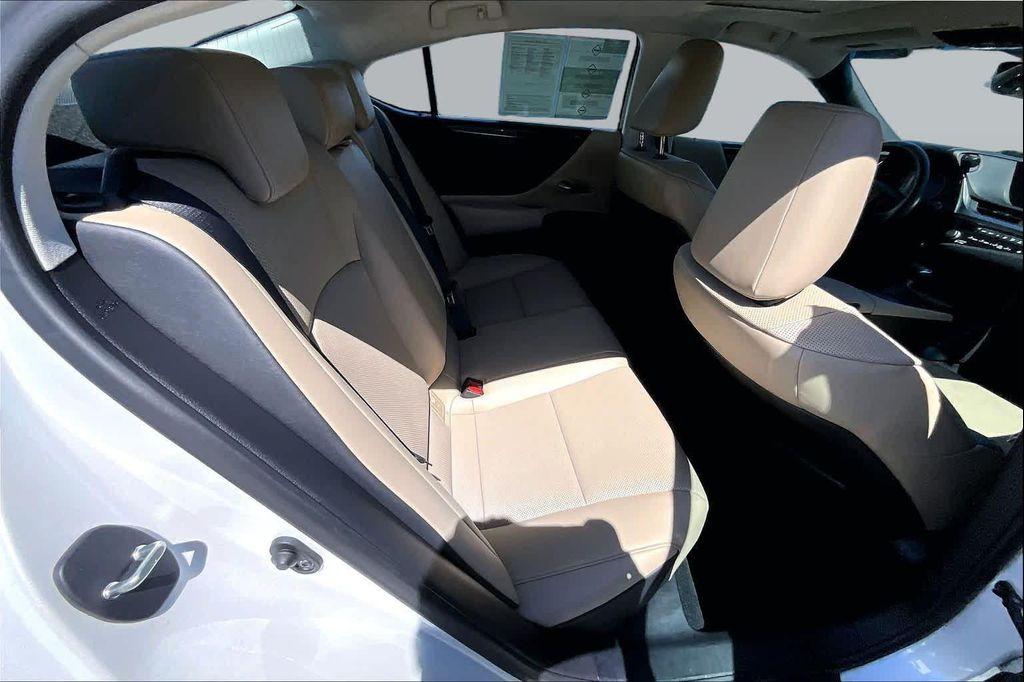 used 2021 Lexus ES 350 car, priced at $32,585