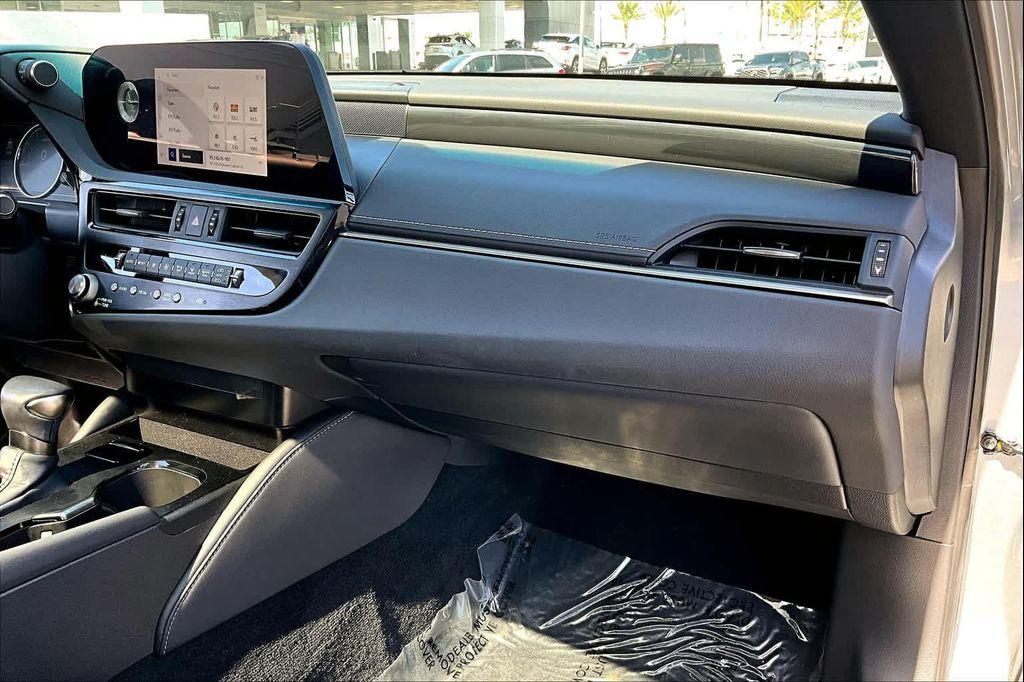 used 2023 Lexus ES 350 car, priced at $36,000