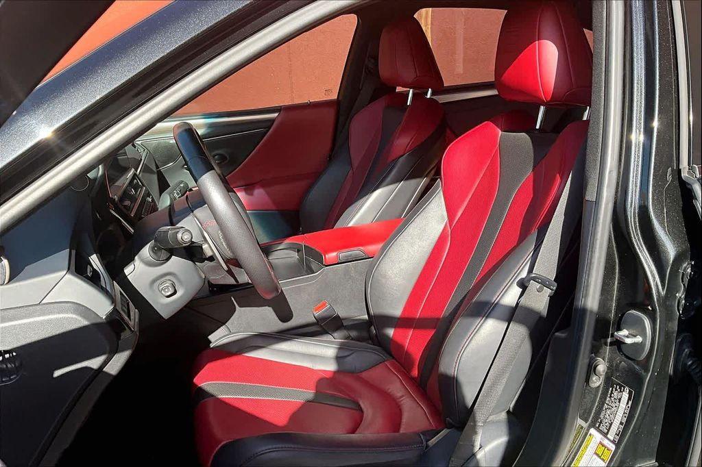 used 2023 Lexus ES 300h car, priced at $38,880